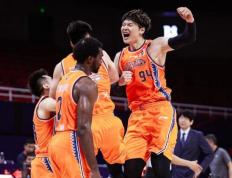  风云突变！四川男篮训练课后强势反弹，欧篮联版图或重绘，压力陡增，资深球员宣示担当-开云kaiyun体育平台