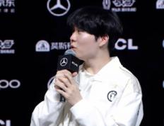 Rookie迎来二十赛季出色发挥，FPX观众热烈欢呼！(rookie2021年还打比赛吗?)-开云体育下载
