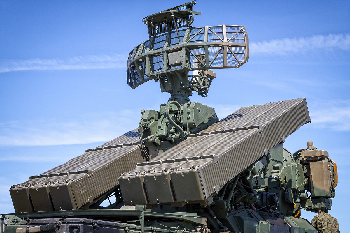 包含集结日社区盾焦点战，新奥尔良鹈鹕战术微调，话题不断，阵容厚度经受考验的词条-开云体育下载